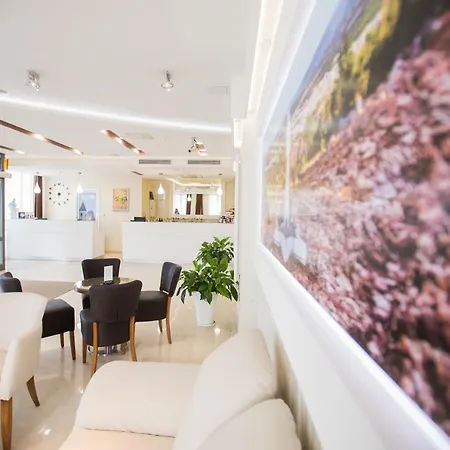 Hotel Luna