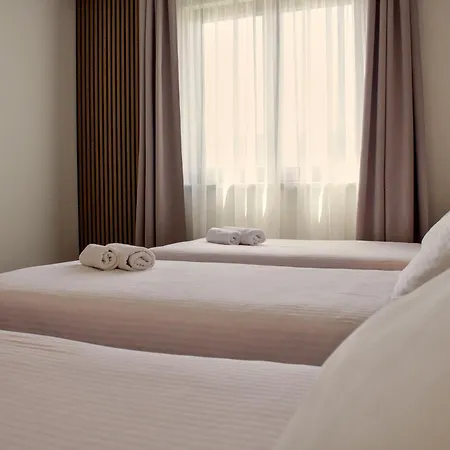 Luna Hotel 4*