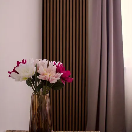 Luna Hotel 4*