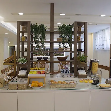Hotel Luna 4*